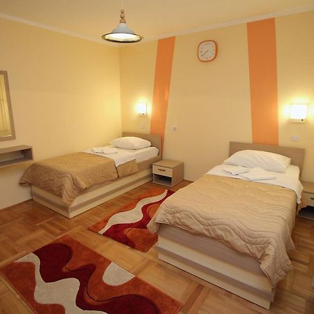 Hotel Extra Lion Md Ni Rum bild
