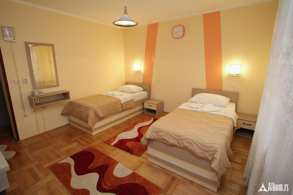 Hotel Extra Lion Md Ni Rum bild