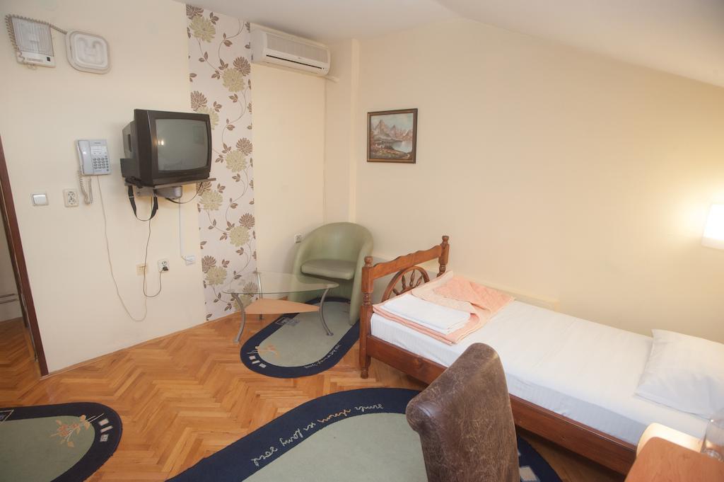 Hotel Extra Lion Md Ni Rum bild