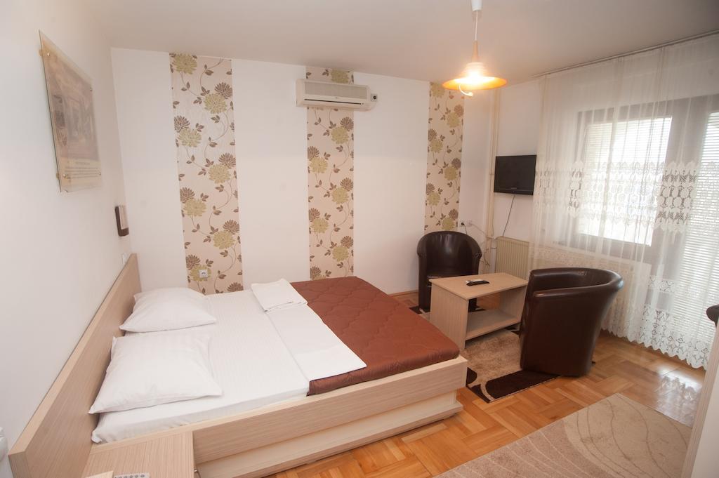 Hotel Extra Lion Md Ni Rum bild